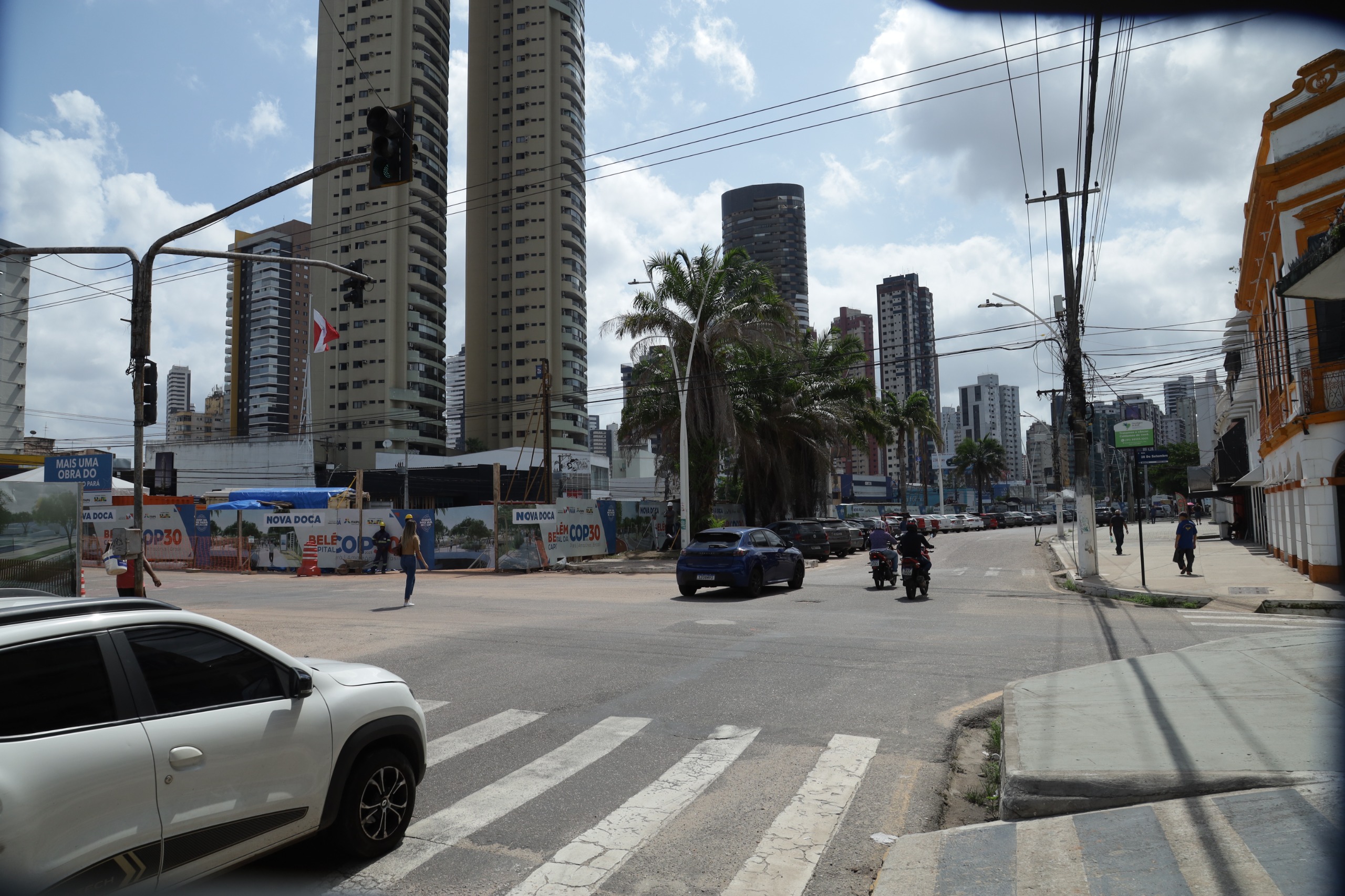 Trânsito na Avenida Visconde de Souza Franco é alterado neste sábado (23) para obra de saneamento
